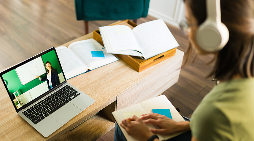 Online Kurslar, Eğitimde Önemli Bir Rol Oynuyor