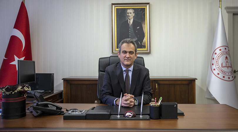 12. Sınıf Devamsızlık Kaldırıldı: Öğrencilere YKS’ye Hazırlanma Fırsatı!