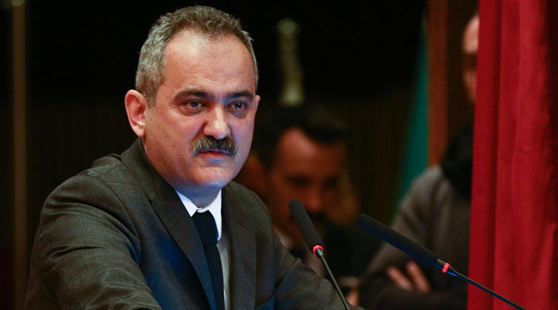 Bakan Özer, Öğretmenlik Sınav Tarihlerini Duyurdu!