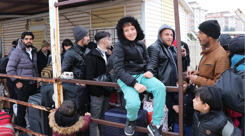 Geri Dönüş Hızlandı: Her Gün Binlerce Suriyeli Ülkesine Gidiyor!