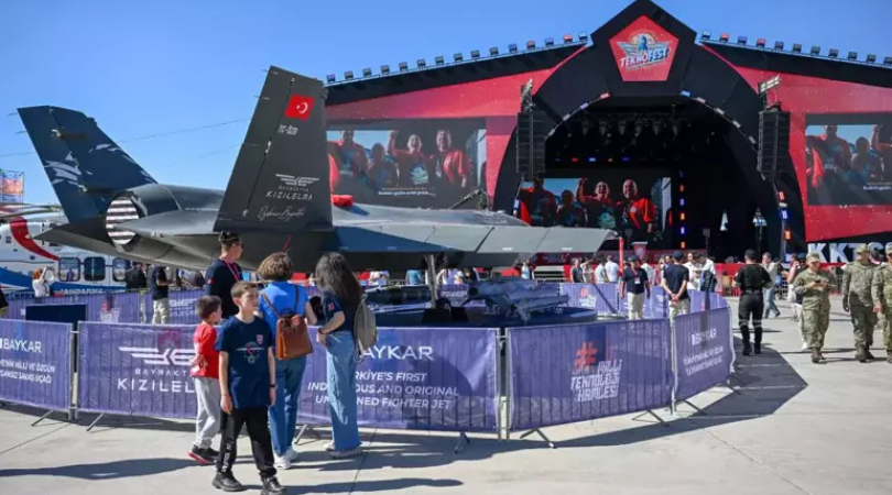 TEKNOFEST Heyecanı KKTC’de Başladı! Gökyüzü Türk Bayraklarıyla Şenlendi!